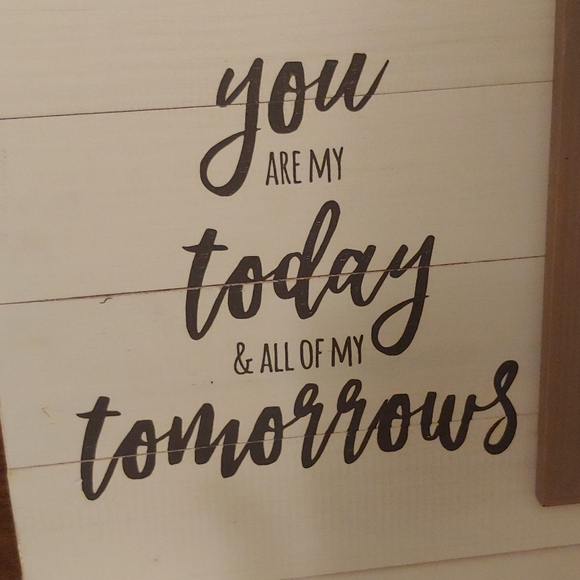 Kirklands Accents Nwt Kirkland Whitewashed Wood Frame 2x18 Poshmark